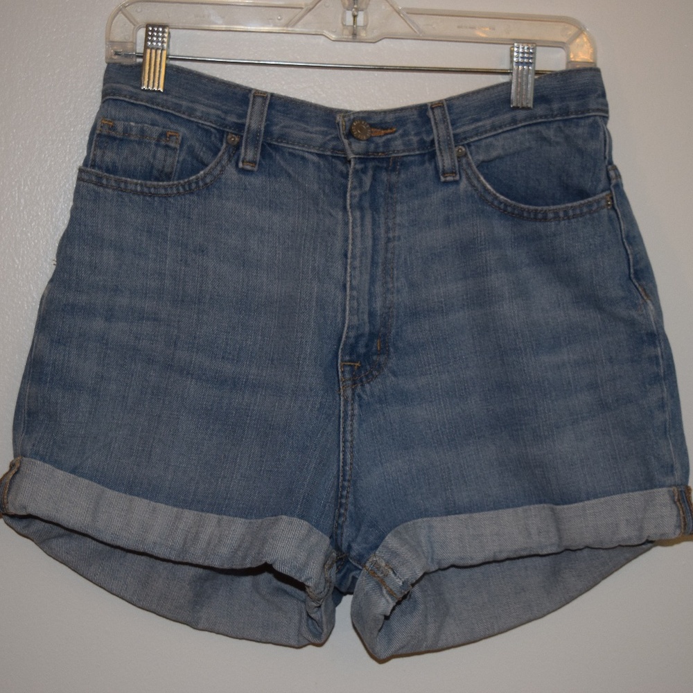 BDG Mom Rise Jean Shorts